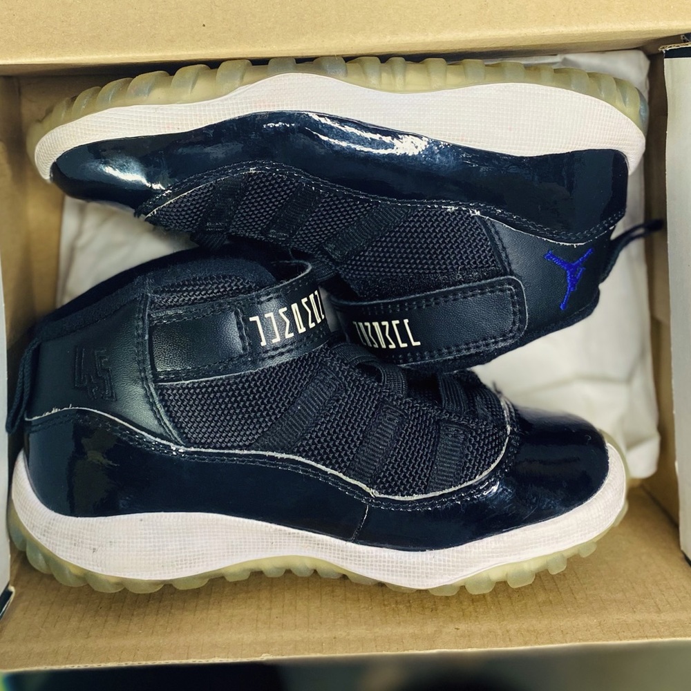Toddler Retro Jordan’s 9c